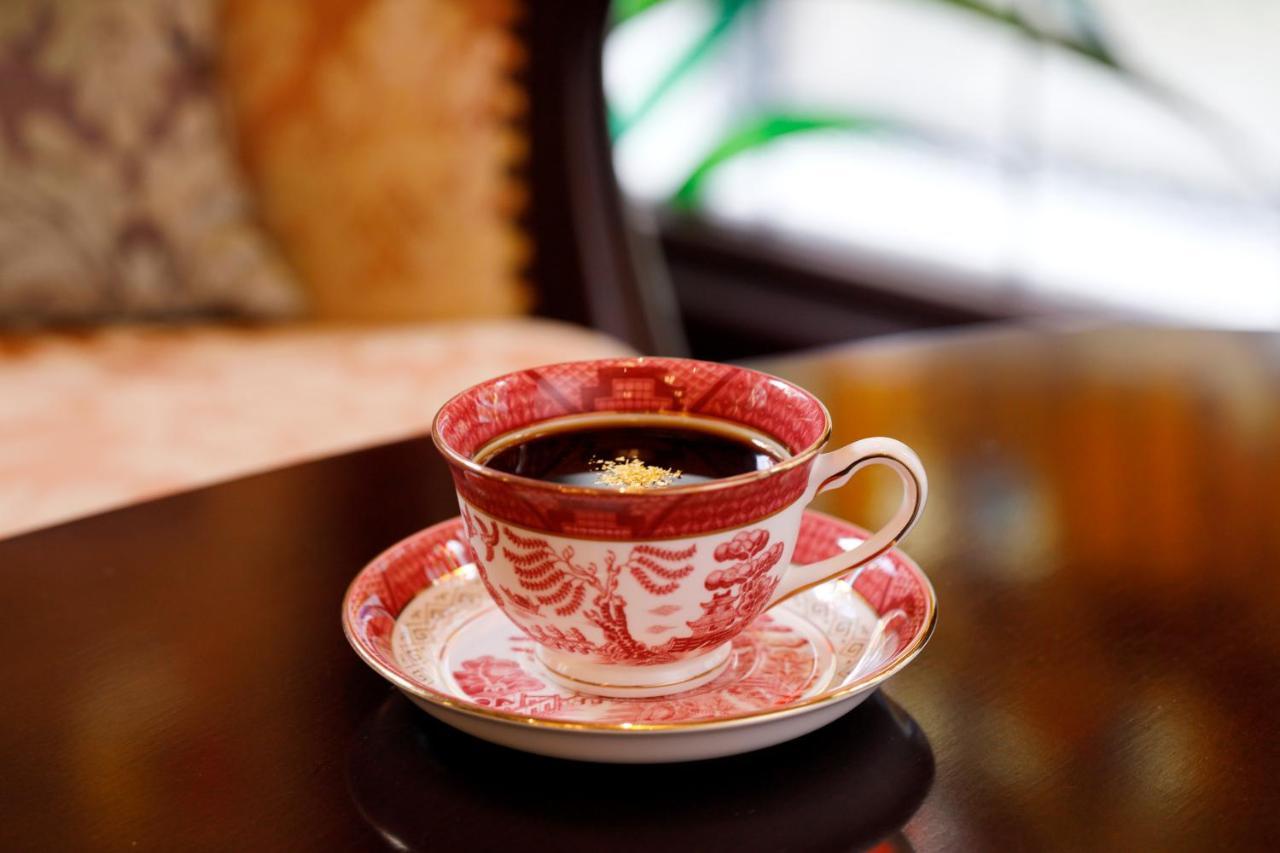 Kanazawa Hakuchoro Hotel Sanraku -Natural Hot Spring- Esterno foto A cup of coffee